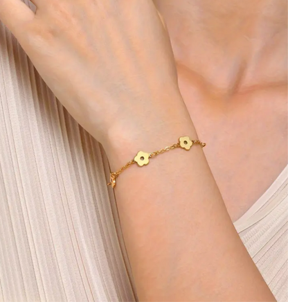 Gold Flower Chain Bracelet