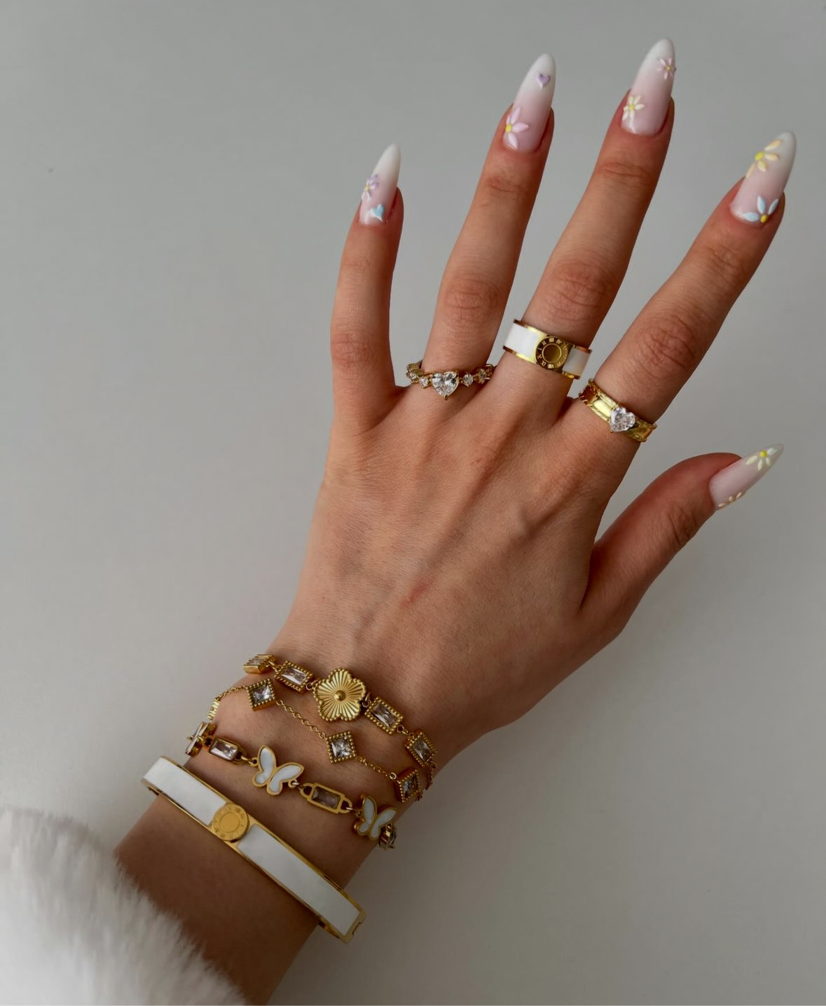 Vintage Gold-White Set