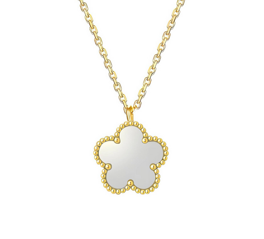 Solitaire Flower Pendant Necklace