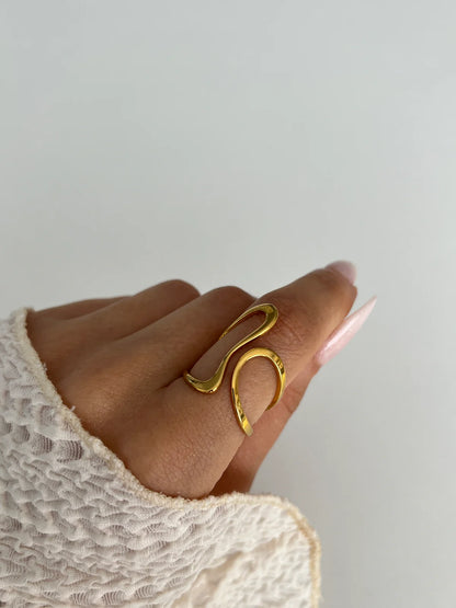 Abstract Flow Gold Ring