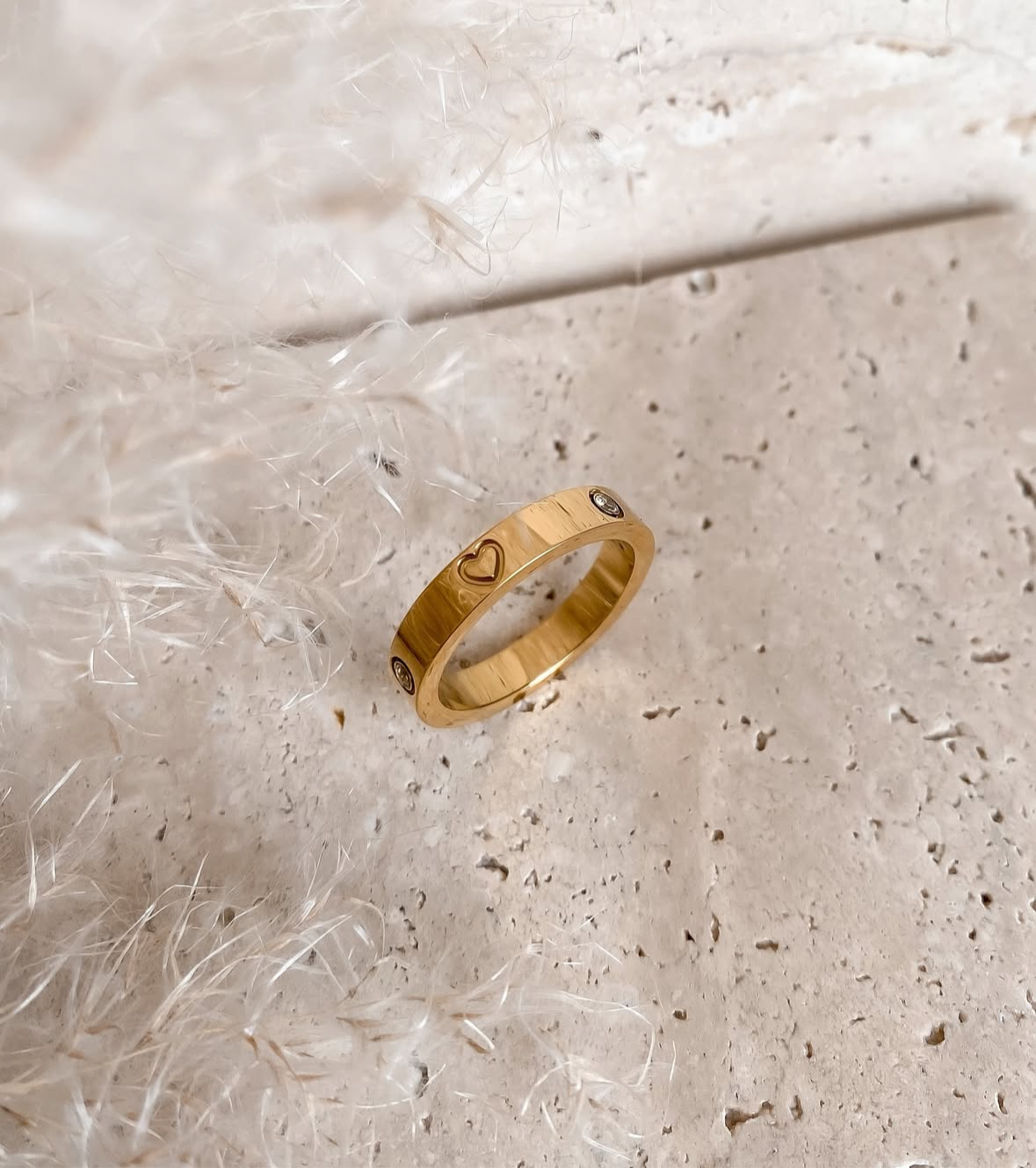 Gold Heart Crystal Band Ring